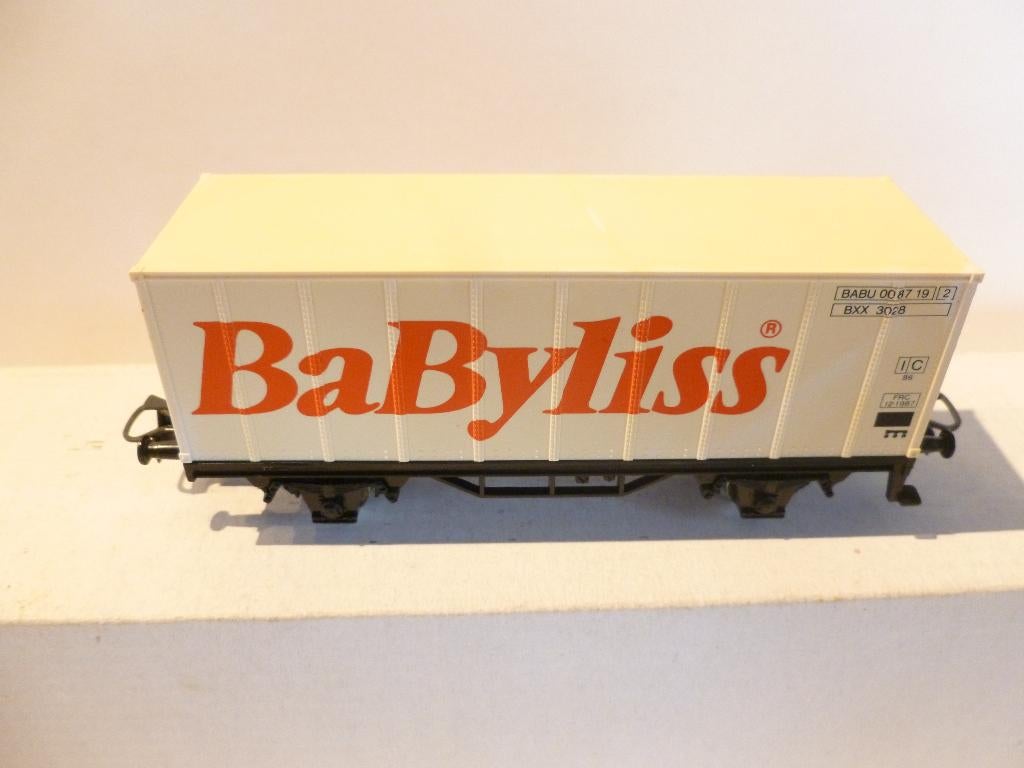 TRAINS HO, Ophalen of Verzenden, Wisselstroom, Wagon, Märklin