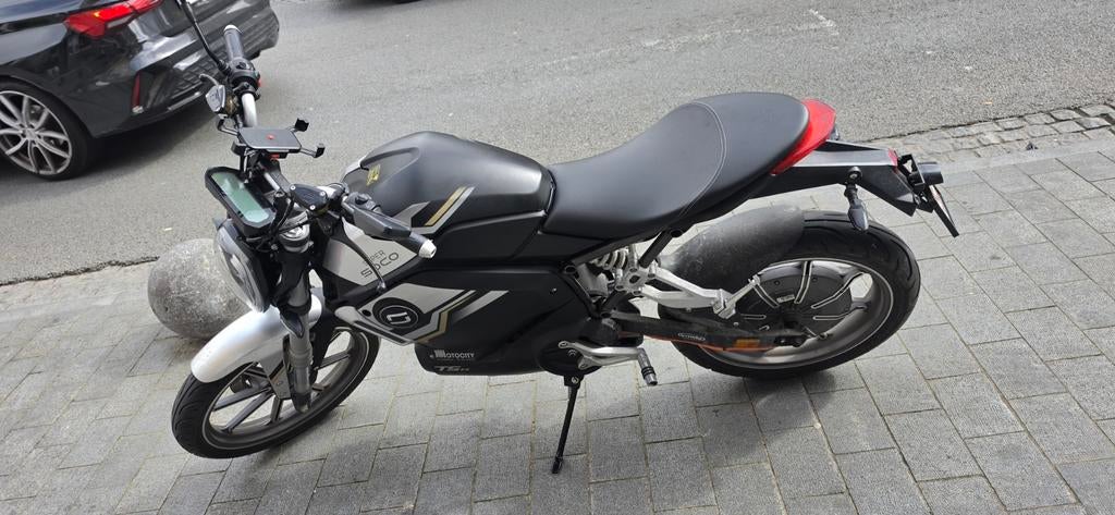Super Soco TSX - Elektrische Bromfiets 2700km + Helm&Oplader, Fietsen en Brommers, Ophalen, Zo goed als nieuw, Overige typen, Super Soco