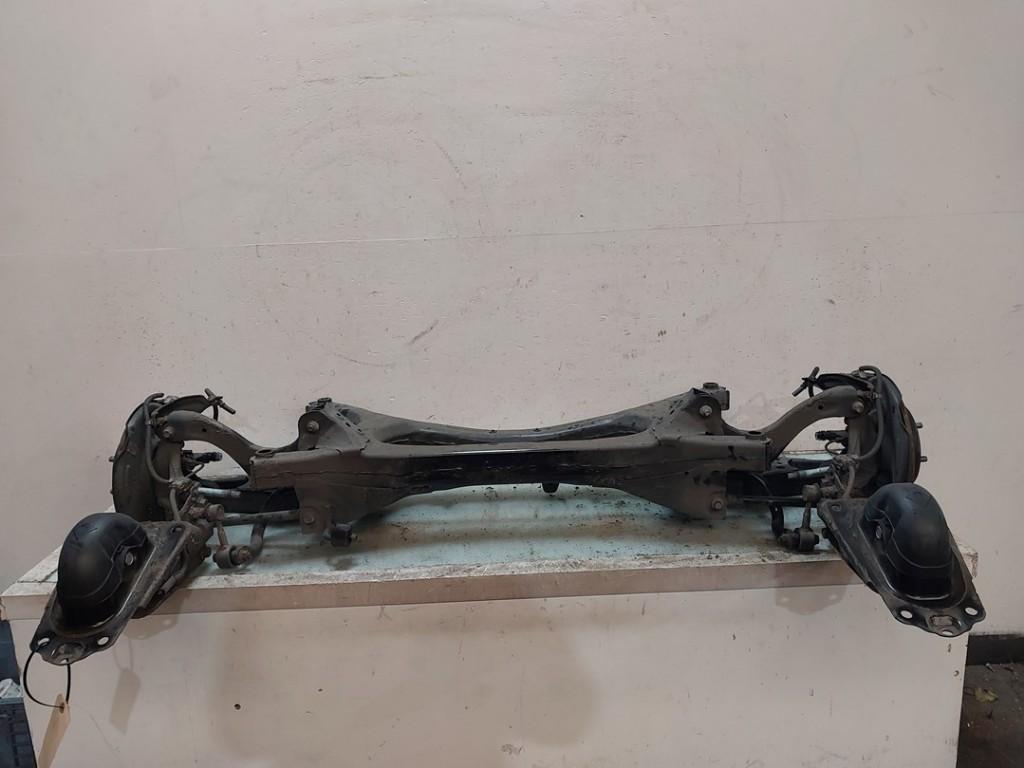 ESSIEU ARRIÈRE FWD Toyota Corolla (E21) (01-2019/-), Autos : Pièces & Accessoires, Utilisé, Toyota