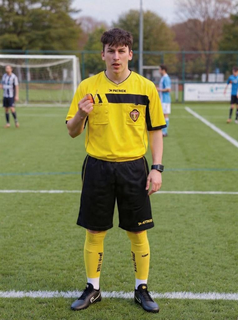 Scheidsrechter uitrusting, Maat L, Ophalen, Zo goed als nieuw, Shirt