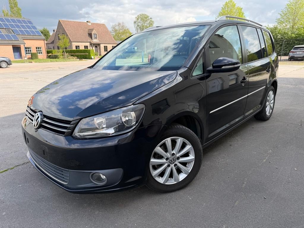 VW Touran 1.6 TDI Diesel 5 places, Autos, Euro 5, Entreprise, Boîte manuelle, 5 portes