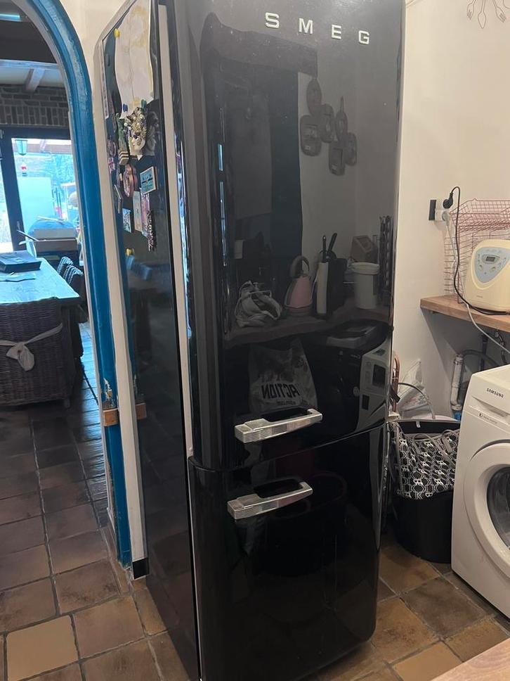 Frigo - Congelateur SMEG, Elektronische apparatuur, Koelkasten en IJskasten, Gebruikt, Met vriesvak, 200 liter of meer, 160 cm of meer