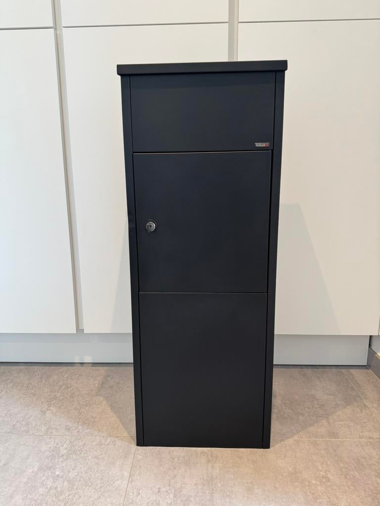 Allux 600 pakketbrievenbus, Ophalen, Zo goed als nieuw