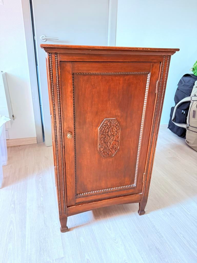 2 Antieke Kasten, Ophalen