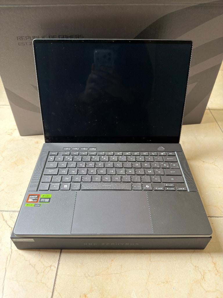 Asus ROG Zephyrus G14 GA403W (Version 2025), Asus, 32 GB, Comme neuf, Enlèvement