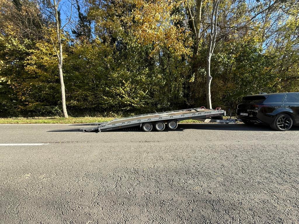 Aanhangwagen te huur – Brian James T6 TRANSPORTER 550x210, Autos : Divers, Remorques, Comme neuf, Enlèvement