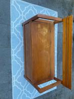 Meubles anciens divers : banc , meubles en rotin …, Enlèvement