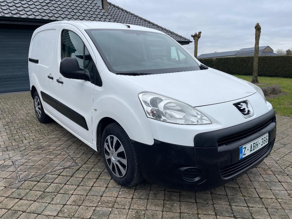 Peugeot Partner lichte vr. , airco en trekhaak  VERKOCHT !!!, Autos, Achat, 2 places, Boîte manuelle, 5 portes