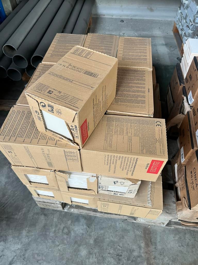 Partijen wandtegels diverse kleuren, Doe-het-zelf en Bouw, Tegels, Ophalen, Nieuw, Wandtegels