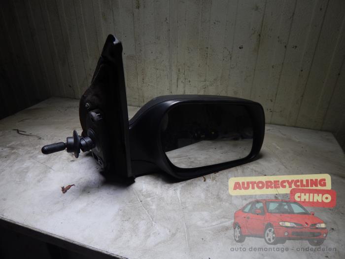 Buitenspiegel rechts van een Mazda 2, Auto-onderdelen, Spiegels, Gebruikt, -, -, Ophalen of Verzenden