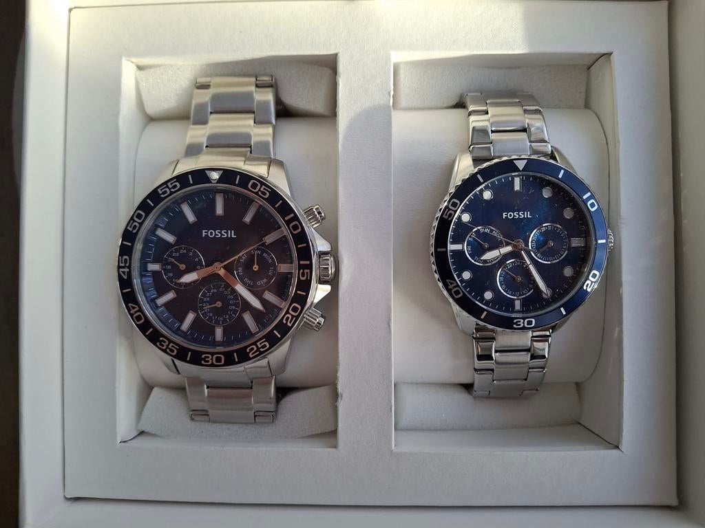 Montres neuves deux pièces, Enlèvement ou Envoi, Comme neuf