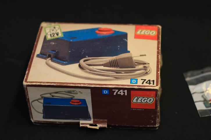 Transformateur LEGO 741 12V 220V TYPE II, Enfants & Bébés, Jouets | Duplo & Lego, Utilisé, Lego, Ensemble complet, Enlèvement ou Envoi