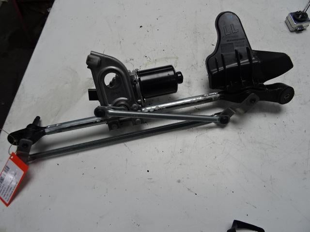 MECANISME ESSUIE-GLACE BMW 2 serie (F22) (723951012), Mevr. I. Hauben, Utilisé, BMW, Rue de l'Espoir 34 34
4030  GRIVEGNÉE, BE