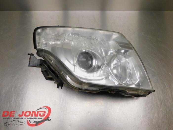 Koplamp rechts van een Mitsubishi Pajero, Gebruikt, -, -, Ophalen of Verzenden
