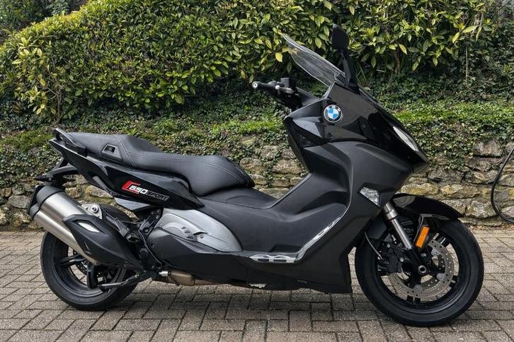 BMW C650 Sport Black Edition 2020 PARFAIT ÉTAT GARANTIE 1 an, Motos, Motos | BMW, Particulier, Sport, plus de 35 kW, 2 cylindres