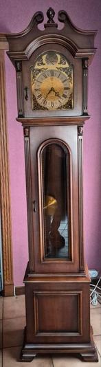 Klassieke staande klok-mechanisch-Tempus fugit-werkend, Ophalen