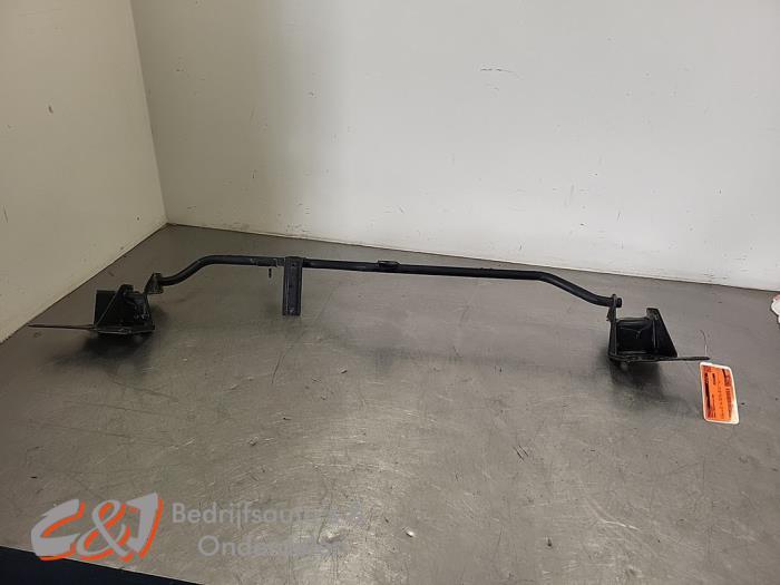 Radiateurbalk van een Nissan Primastar, Gebruikt, -, -, Ophalen of Verzenden