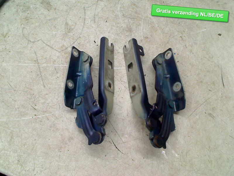 CHARNIERE DE CAPOT Volkswagen Golf VI (5K1), Autos : Pièces & Accessoires, Autres pièces automobiles, Volkswagen, Utilisé