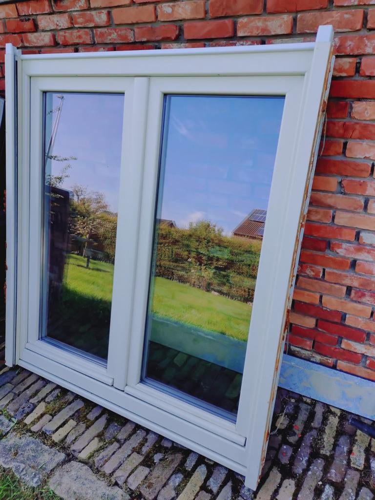 PVC raam Deceuninck, Enlèvement, Bois