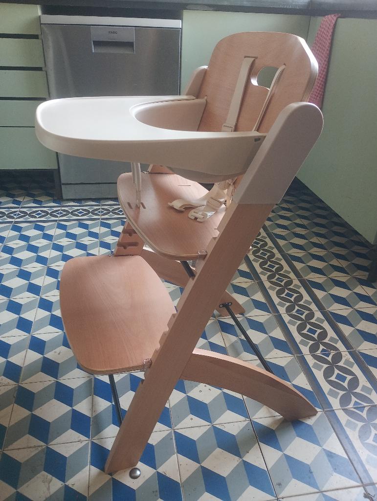 chaise évolutive Childhome  bébé,enfant en bois clair, Enfants & Bébés, Enlèvement ou Envoi, Neuf, Chaise évolutive, Ceinture(s)