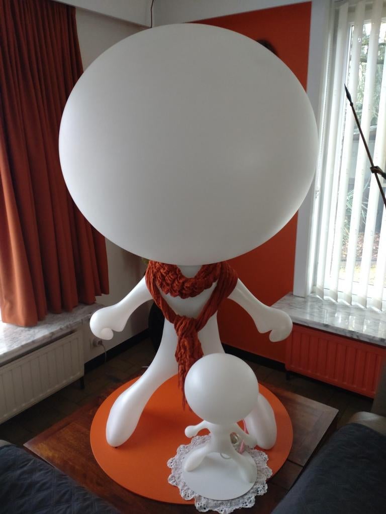 Spacewalker (noir), Maison & Meubles, Lampes | Lampes de table, Comme neuf, 75 cm ou plus, Autres matériaux, Enlèvement