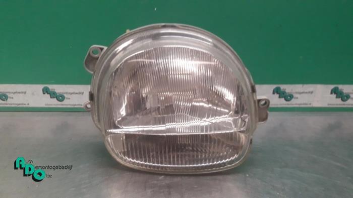Phare droit d'un Renault Twingo (Twingo 98-), Autos : Pièces & Accessoires, Éclairage, Renault, Utilisé, 3 mois de garantie, Enlèvement ou Envoi