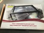 Vergrootglas op voet, Ophalen, Zo goed als nieuw, Vergrootglas of Loep