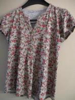 Licht groene shirt / topje met fijne bloemen mt M, Kleding | Dames, Topjes, Maat 38/40 (M), Ophalen of Verzenden, Zo goed als nieuw