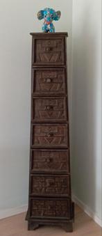 Afrikaanse kast met lades, Ophalen