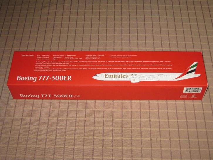 Schaalmodel 1:200 Emirates Boeing 777-300ER, Collections, Aviation, Modèle réduit, Enlèvement