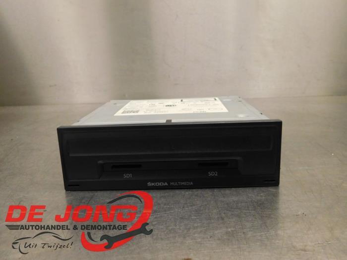 Regelunit Multi Media van een Skoda Superb, Auto-onderdelen, Elektronica en Kabels, Skoda, Gebruikt, 3 maanden garantie, Ophalen of Verzenden