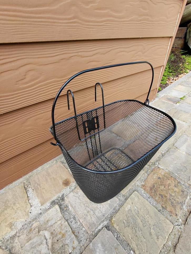 Metalen fietsmand voor aan stuur., Fietsen en Brommers, Fietsaccessoires | Fietsmanden, Fietsmand, Ophalen