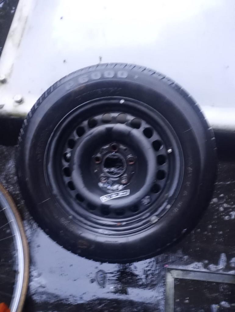 Vend roue de secours Neuf, Autos : Pièces & Accessoires, Enlèvement, Neuf