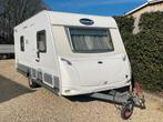 4 pers. Caravelair 475, mover, voortent, douche, wc, rondzit, Frans bed, Bedrijf, Caravelair, Tot en met 4