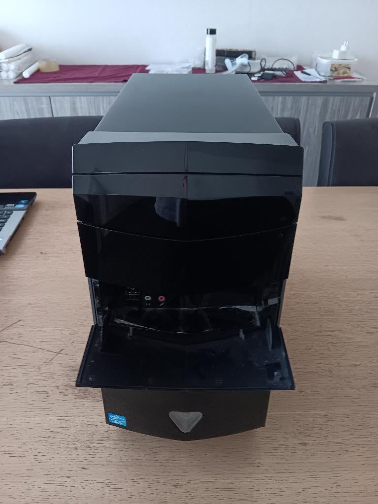 windows 11 pro met 8 ram 120 gb ssd en wifi en 2 gb kaart, Ophalen, 8 GB, Medion, Zo goed als nieuw