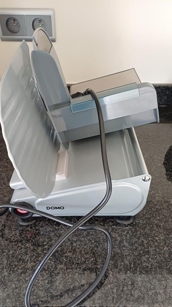 Broodbakmachine & Snijmachine., Ophalen