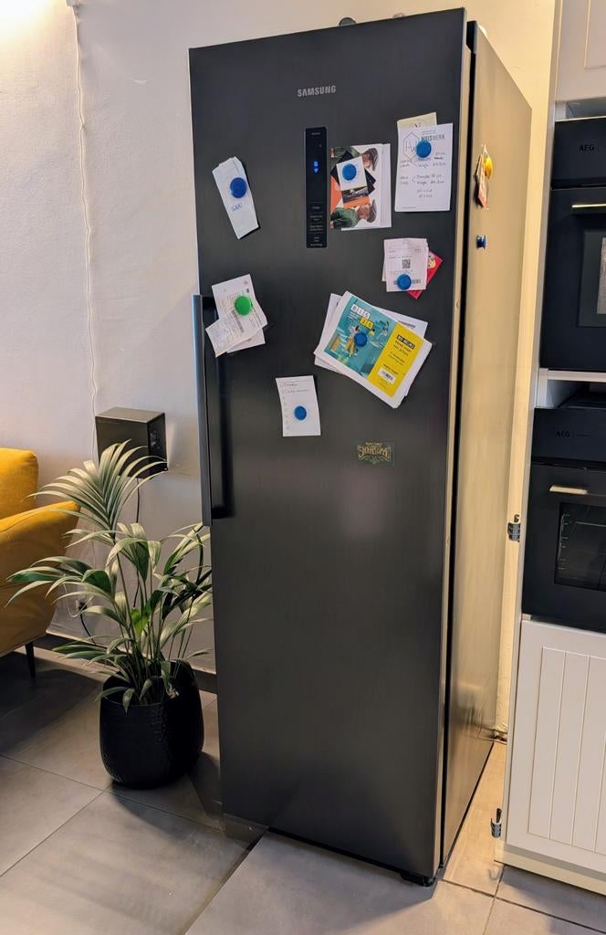 Samsung Koelkast (Zwart Inox) – 387L – Nog 4m garantie, Ophalen, Zonder vriesvak, 200 liter of meer, 160 cm of meer