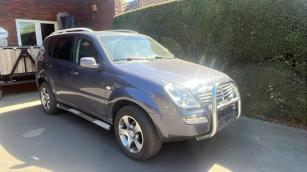 Ssangyong Rexton 4X4 | Automaat | 2.7 Diesel, Autos, SsangYong, Entreprise, Rexton, 4x4, Diesel, SUV ou Tout-terrain, 5 portes