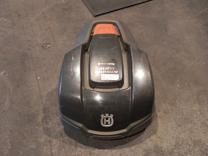 Robot maaier Husqvarna, Tuin en Terras, Robotmaaiers, Gebruikt, Ophalen