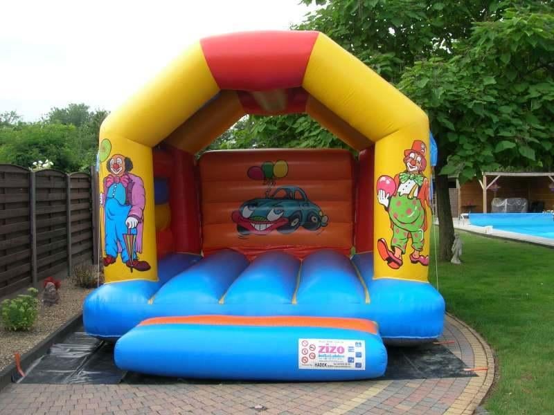 Reserveer uw springkasteel clown voor feestjes, Enlèvement, Comme neuf