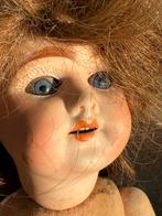 Belle poupée ancienne, Collections, Enlèvement