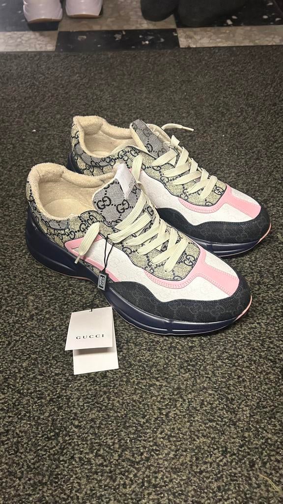 Gloednieuwe gucci rython maat 44, Kleding | Heren, Schoenen, Ophalen of Verzenden, Zo goed als nieuw