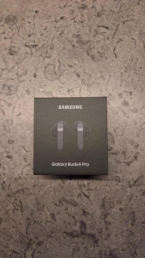 Samsung Buds 4 Pro *NOUVEAU*, Neuf, Détection de port, Enlèvement, Intra-auriculaires (In-Ear)
