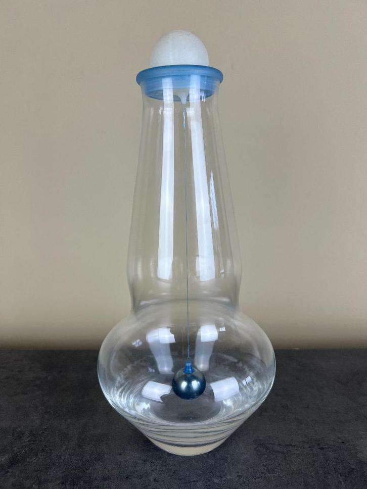 carafe à vin avec guide pour aérer le vin, Antiek en Kunst, Antiek | Glaswerk en Kristal, Ophalen of Verzenden