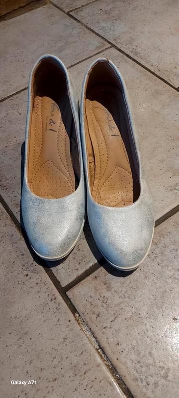 Te koop voor een lage prijs  beschikbaar voor biedingen