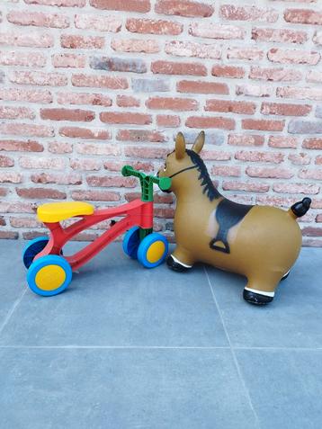Loopfiets en springpaardje, Kinderen en Baby's, Speelgoed | Buiten | Voertuigen en Loopfietsen, Ophalen, Gebruikt, Loopfiets
