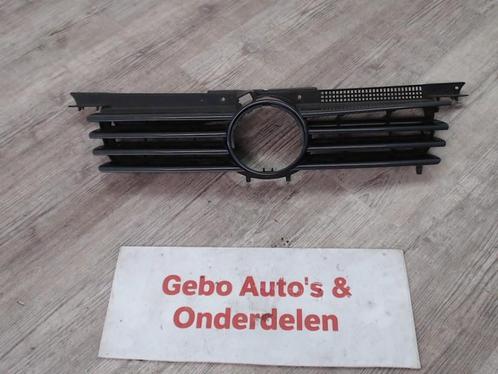 GRILLE Volkswagen Golf IV (1J1) (01-1997/06-2005), Auto-onderdelen, Carrosserie, Volkswagen, Gebruikt