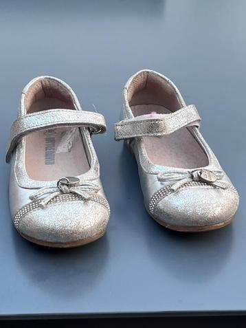 Meisjes ballerina’s  beschikbaar voor biedingen