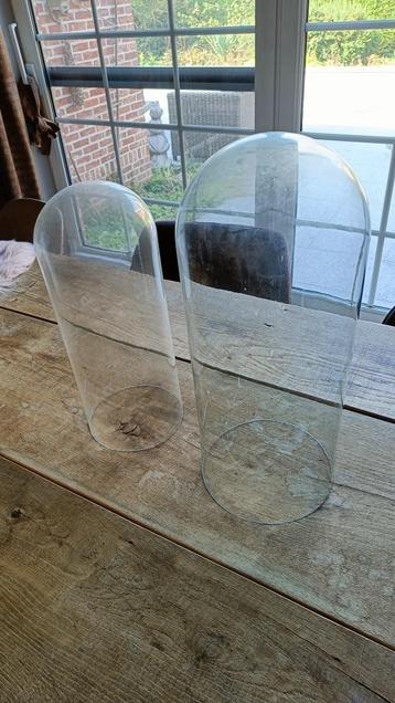 2 ronde glazen stolpen vanaf 15 euro beschikbaar voor biedingen