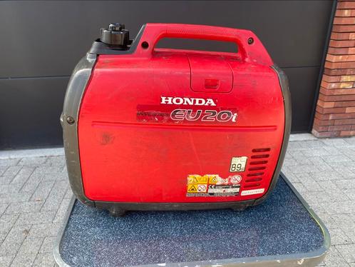 Twee Echte honda EU20i, Doe-het-zelf en Bouw, Aggregaten, Zo goed als nieuw, Ophalen of Verzenden